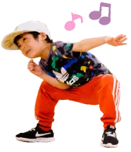 ダンスをする男の子